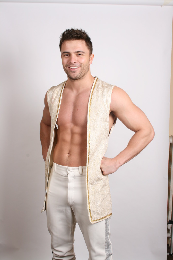Hot Sexy Men & Celebs: Dale Howard!!!...