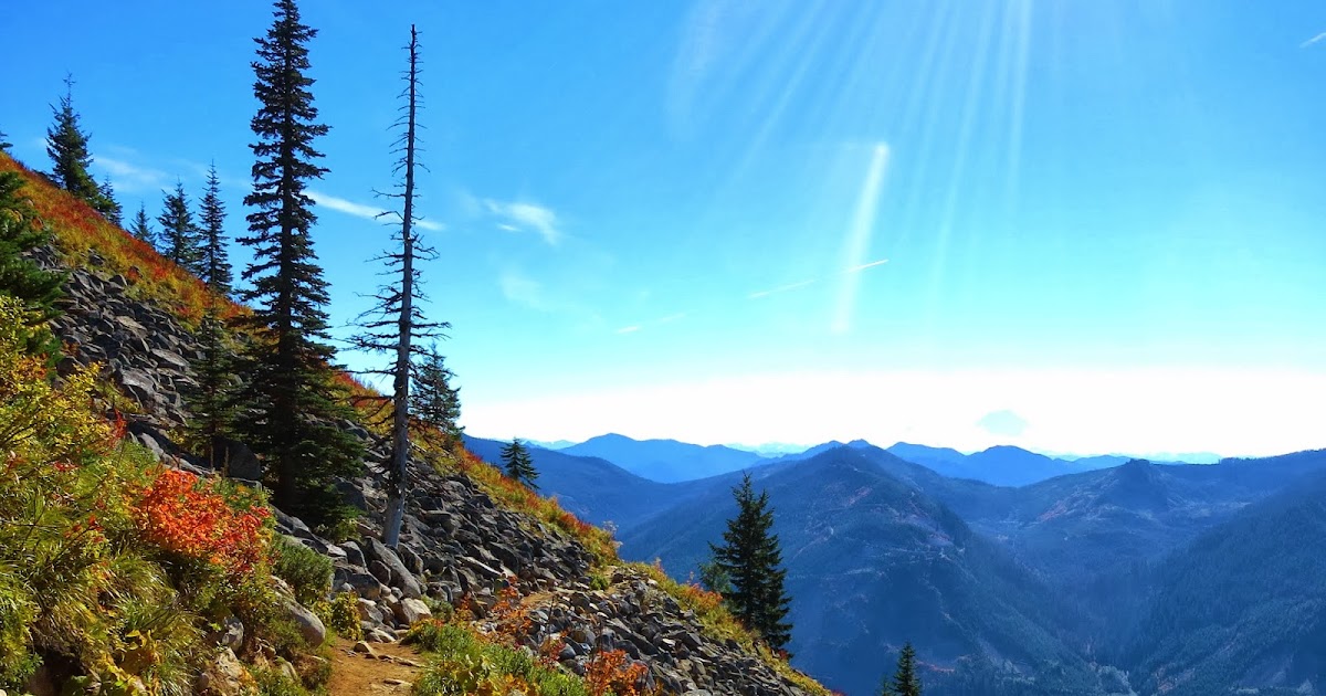 Pacific Northwest Seasons: Hiking to Mason Lake: Spectacular Views and ...
