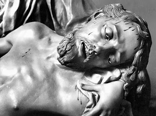 Nuestra Señora de la Piedad. Iglesia de San Martín. Real cofradía de Minerva y Vera Cruz. León. Fotos Archivo Antonio Cruz González. Nuestra Señora de la Piedad. Iglesia de San Martín. Real cofradía de Minerva y Vera Cruz. León. Fotos Archivo Antonio Cruz González.
