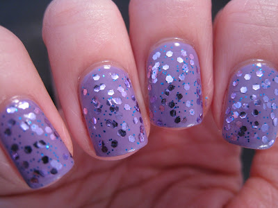 Hello-Kitty-Beat-Box-Claire's-lilac-and-blue-glitter-nail-polish