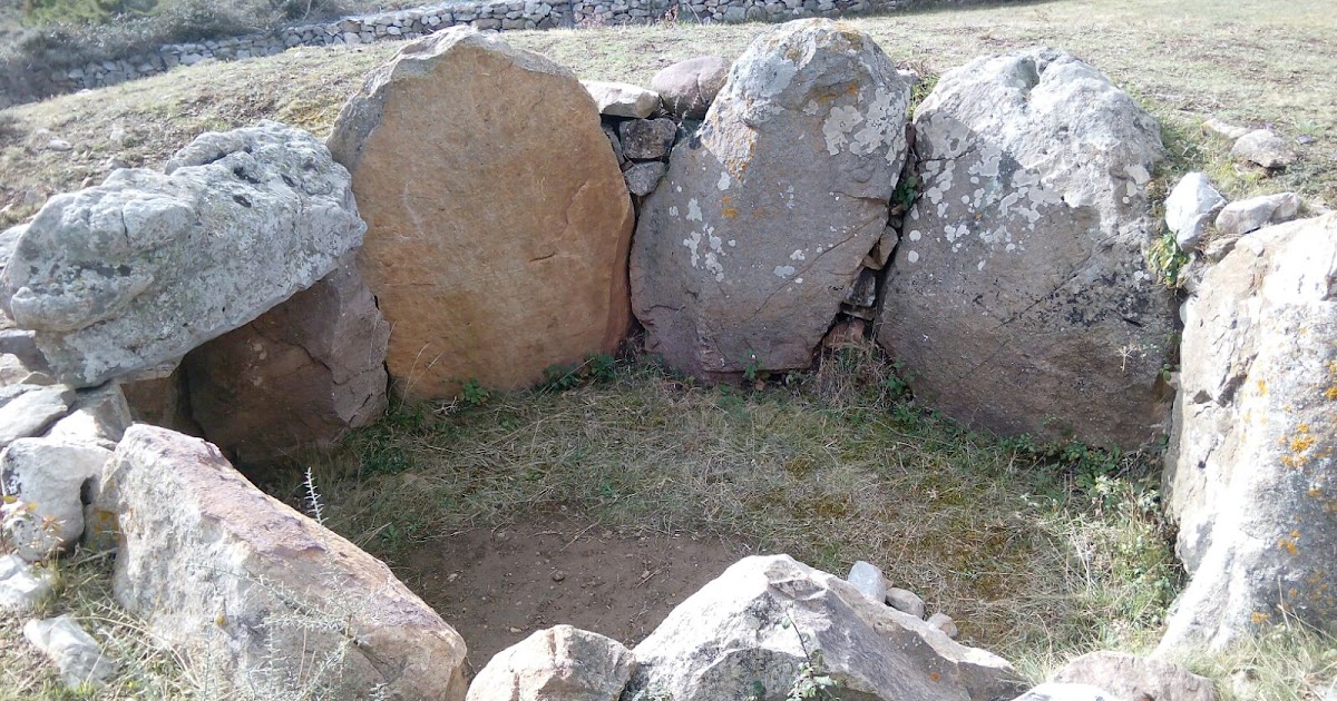 La Rioja de la A a la Z SEPULCRO DE CORREDOR DE COLLADO DE MAYO