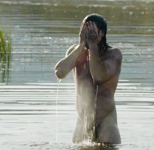 Lo que tanto esperabamos, el desnudo frontal de Chris Pine.