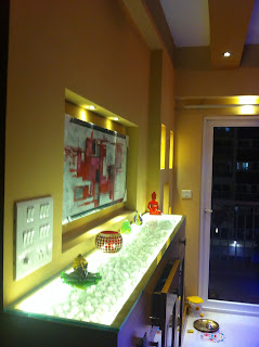 Crockery Unit Design Crockery unit with pebbles and lighting