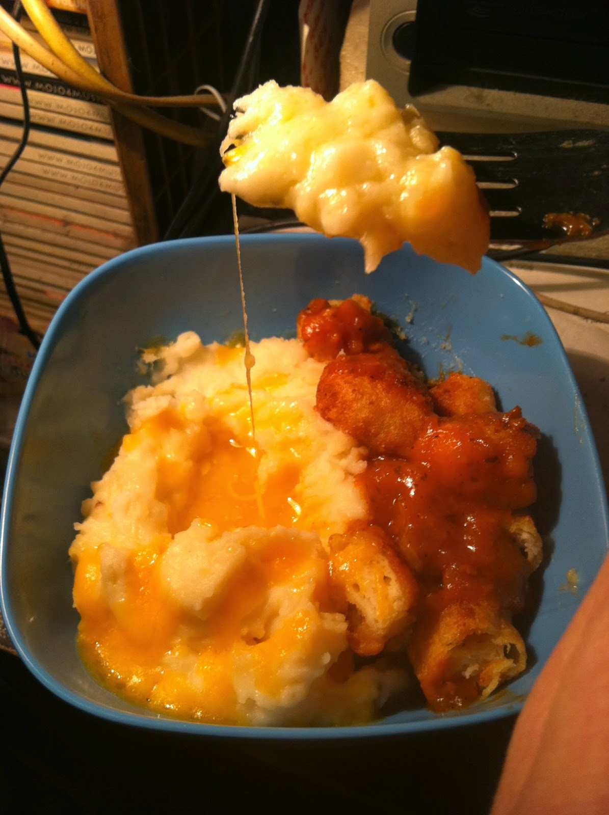 DONT THE GRAVY IT'S A MAN'S LIFE IN THE ARMY FROZEN FOOD VS