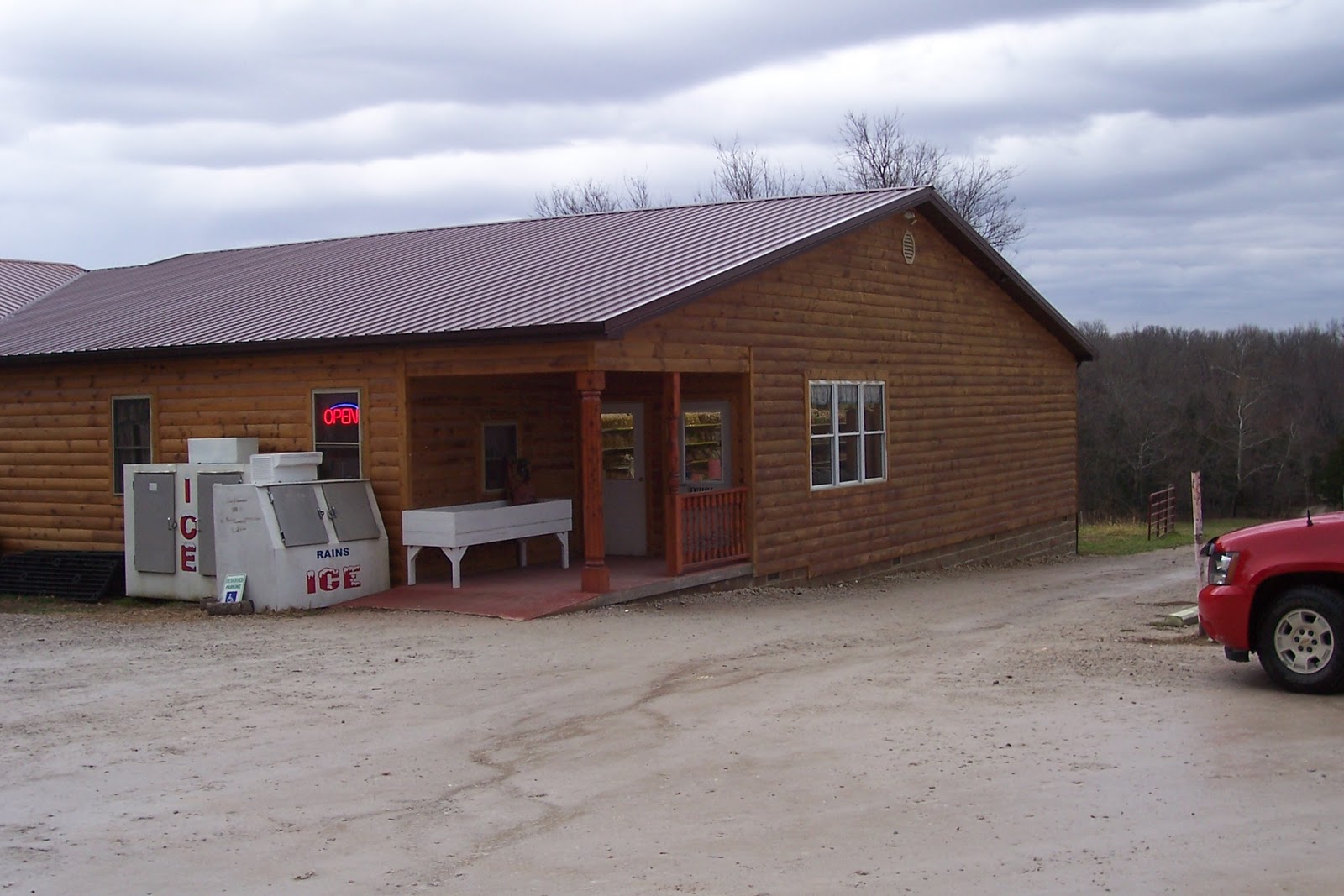 Lake News Amish Store