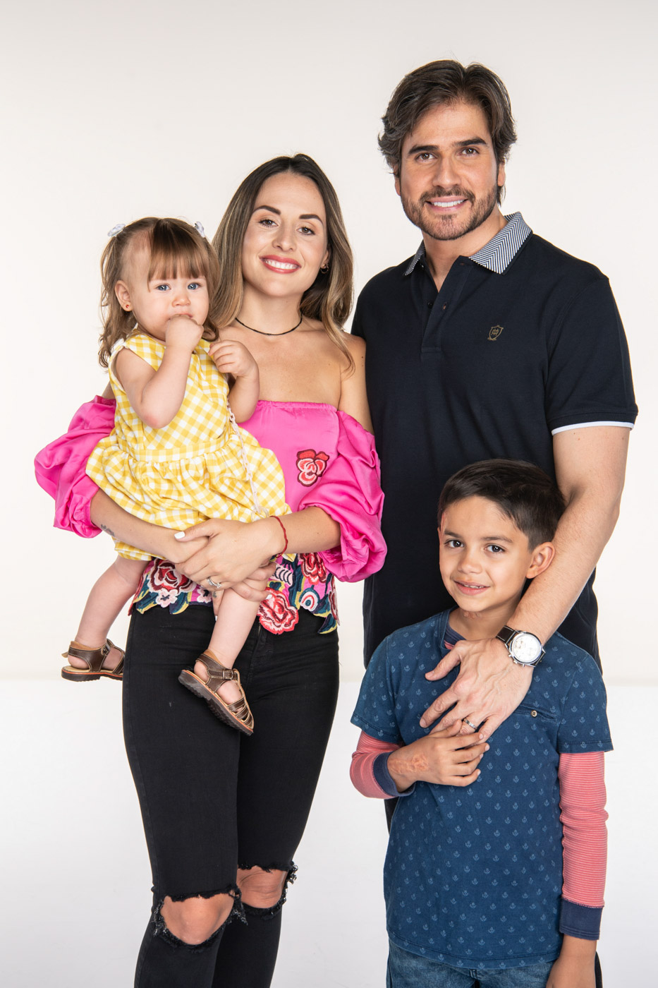 Arriba 63+ imagen canciones de mi marido tiene más familia segunda temporada Abzlocal.mx
