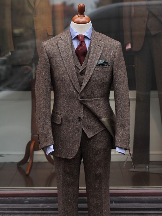 Absurda Traje Calcetines Moda Del Sin La Corbata…y Aristócrata El PEqpZZ