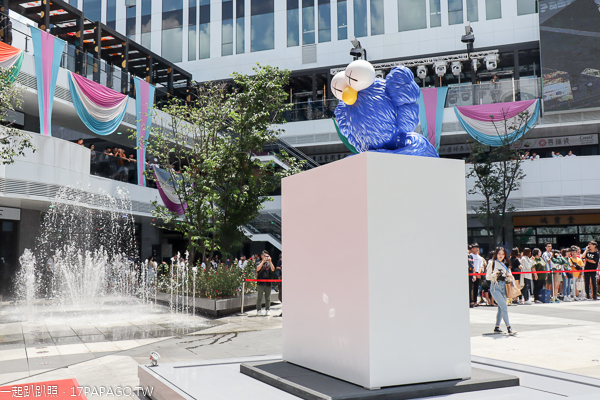 台中大里|台中軟體園區Dali Art藝術廣場|2019 KAWS BFF雕塑7/15-9/15 台中大里|台中軟體園區Dali Art藝術廣場|2019 KAWS BFF雕塑7/15-9/15