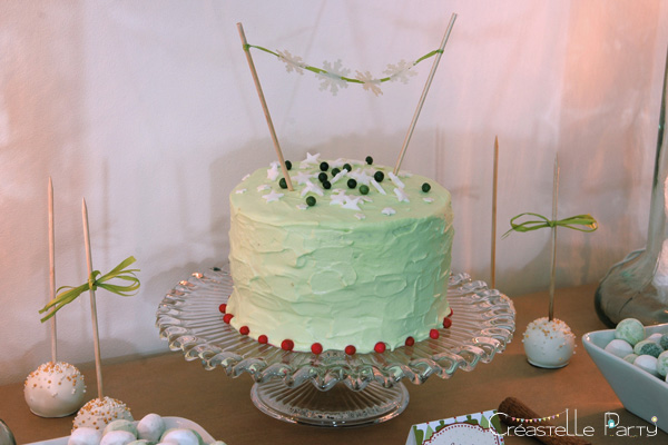 Sweet table Noël vert layer cake pistache praline / Evergreen Christmas pistachio layer cake