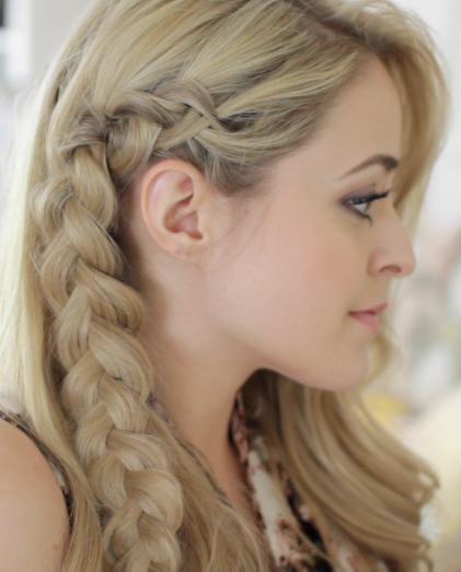 This Is the Difference Between a French Braid and a Dutch Braid