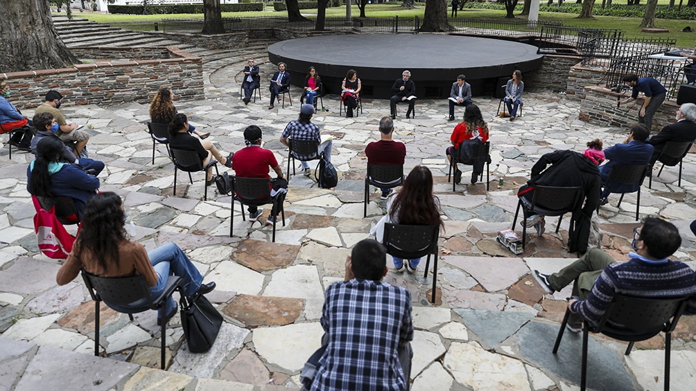 Fernández dijo que implementarán inmediatamente políticas públicas en barrios populares porteños Fernández dijo que implementarán inmediatamente políticas públicas en barrios populares porteños