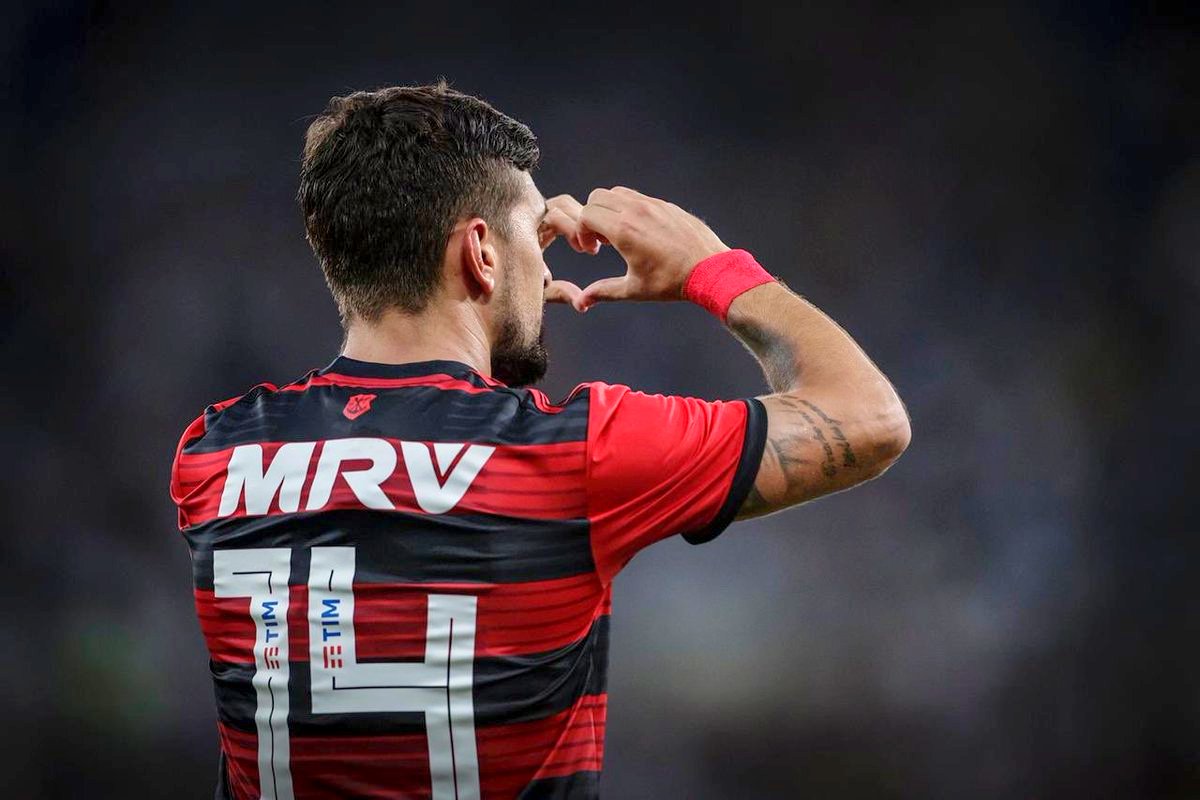 Arrascaeta pega voo para reforçar o Flamengo contra o Fluminense Flamengo Resenha