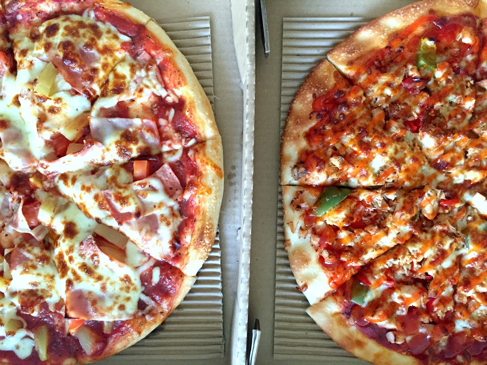 Ja CANADIAN PIZZA DELIVERY