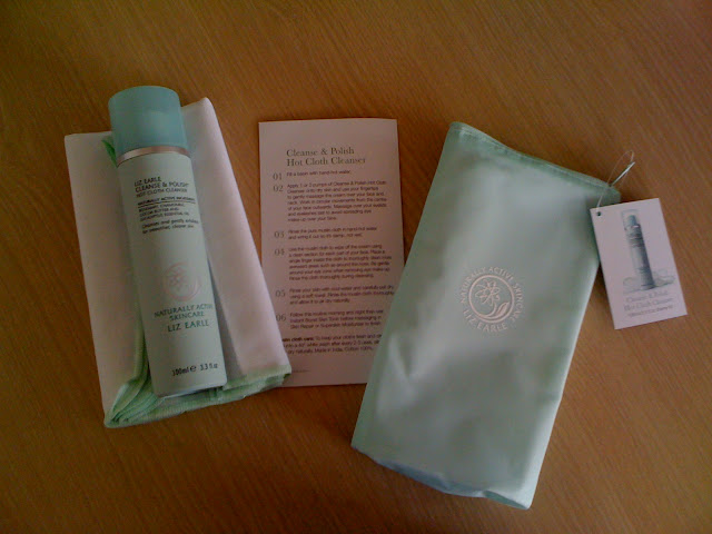 LIZ EARLE CLEANSE & POLISH HOT CLOTH CLEANSER, cumparaturi, cosmetice, demachiant, blog, beauty blog, ten, piele