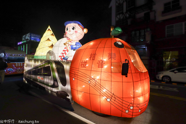 台中29區花燈車1/31在台灣燈會后里馬場園區熱鬧踩街遊行 台中29區花燈車1/31在台灣燈會后里馬場園區熱鬧踩街遊行