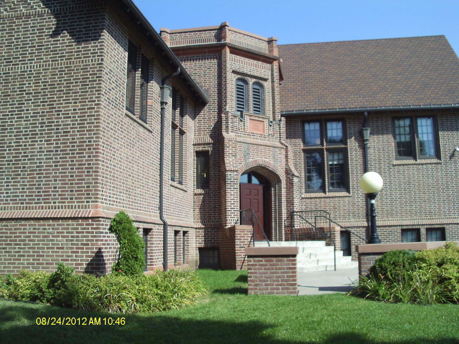Every Library I Can 104. Hennepin County, Sumner Library