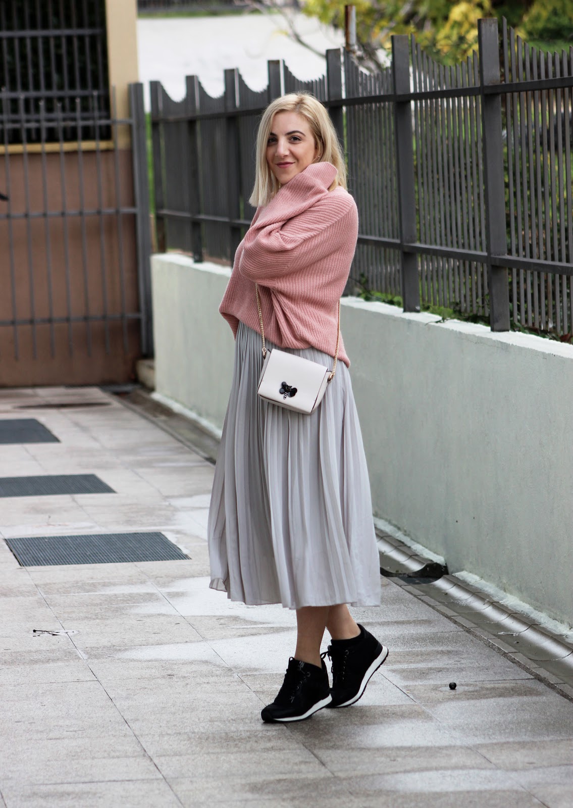 HOW TO STYLE PLEATED SKIRT IN WINTER The Nine by Ivana