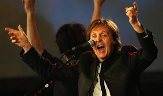 Paul McCartney interpretó el mítico tema Hey Jude