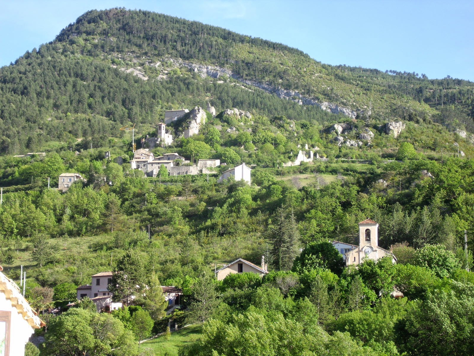 Sahune info Les églises de Sahune