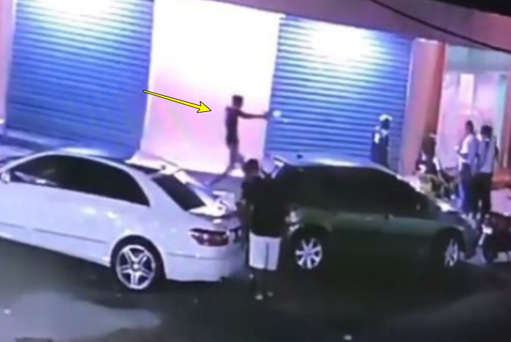 Video: Momento en que asesinan a un hombre de tres disparos en el Ensanche Luperón Claudio Guerra