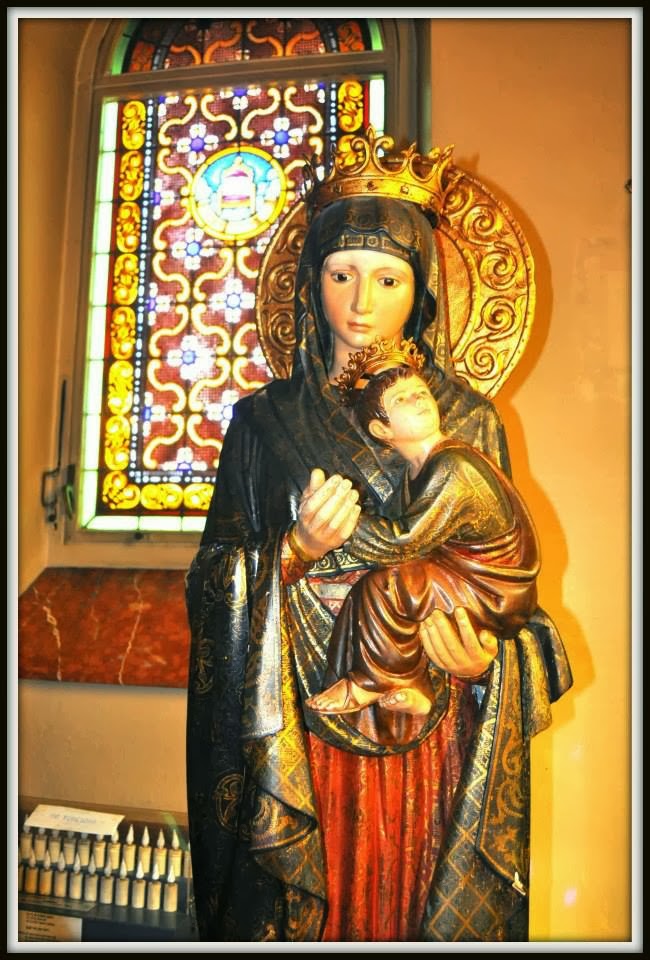 Limoux Poussin: Madonna and Child in Girona - Catalonia, Spain