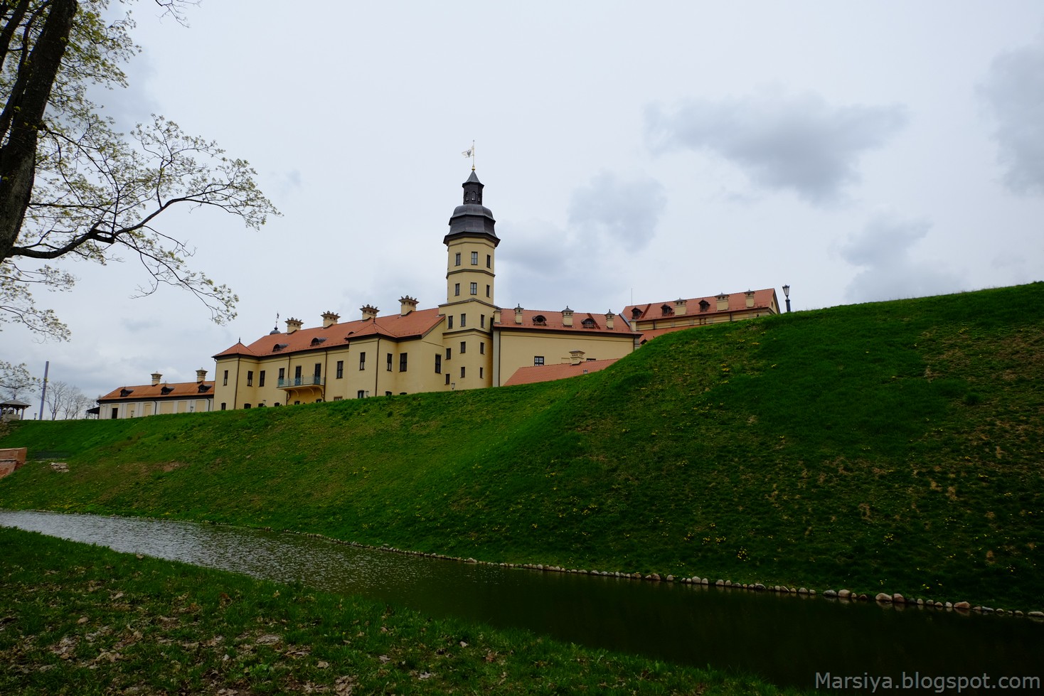 Автобус городея несвиж. Городея минская область. Автостанция городея расписание автобусов. Электричка минск барановичи. Автостанция городея расписание автобусов.