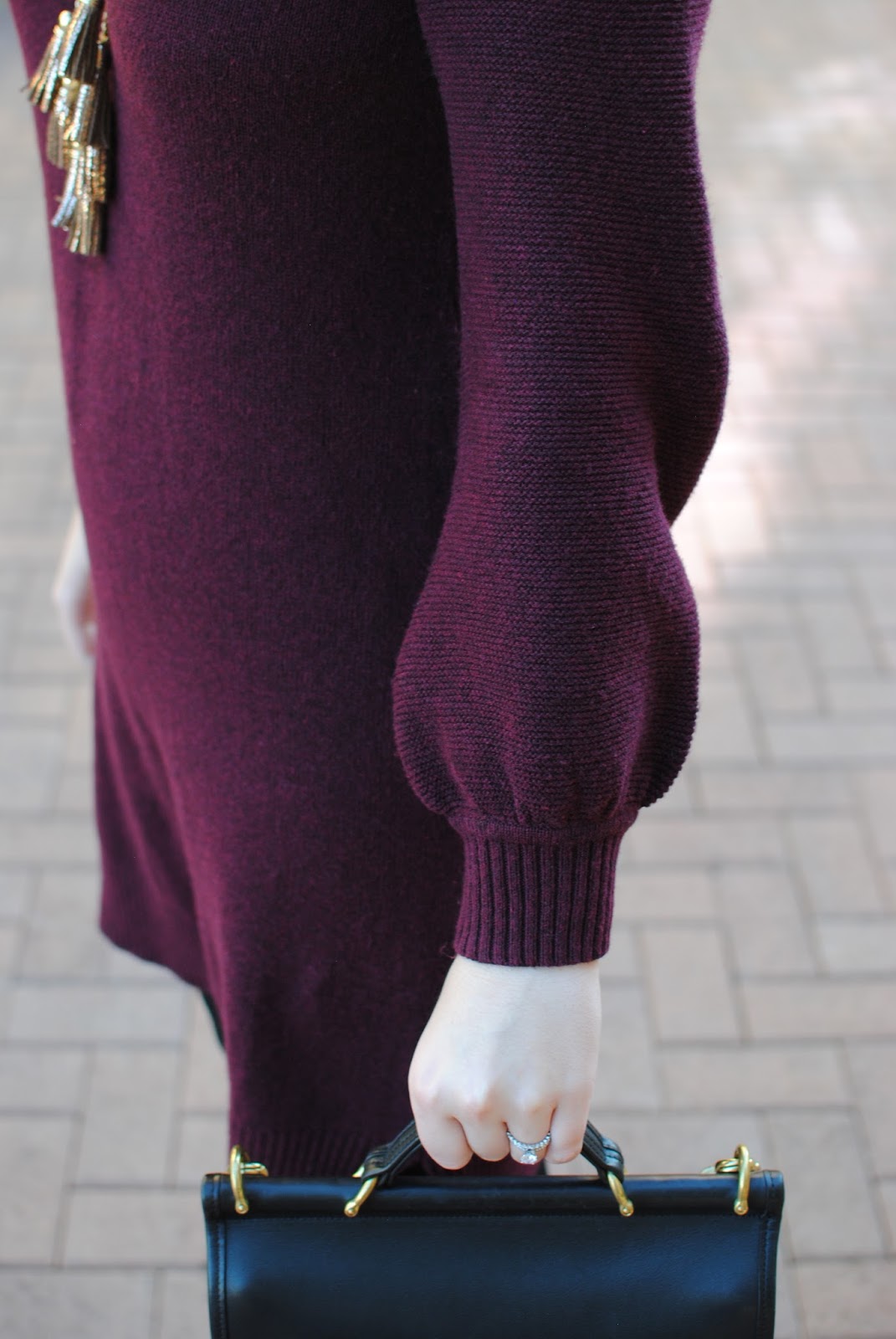 blouson-sleeved-sweater-dress