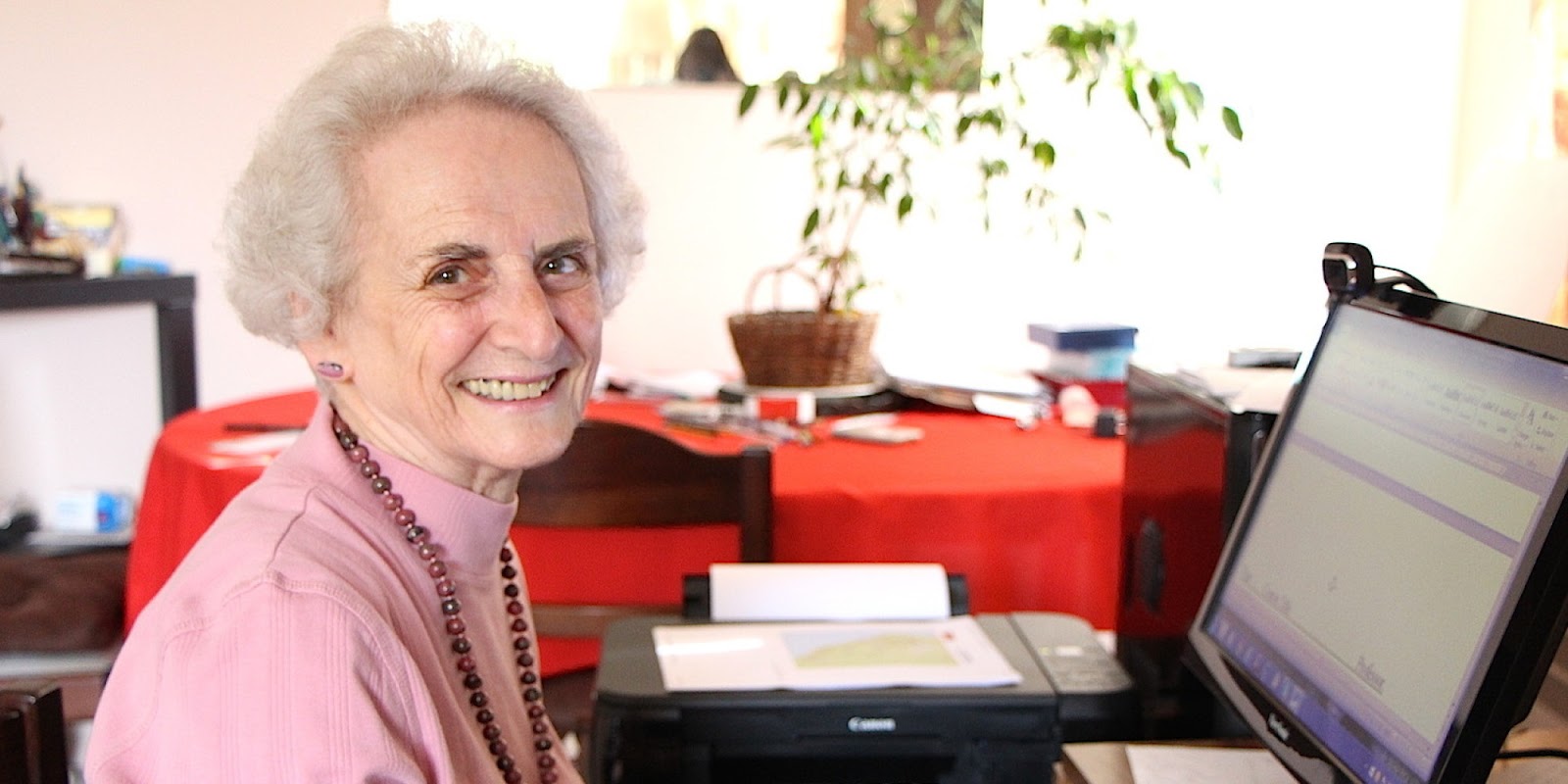 марк марголис фильмы в молодости. 84 года жизни. уна стаббс миссис хадсон. хелена нороуикс. м.