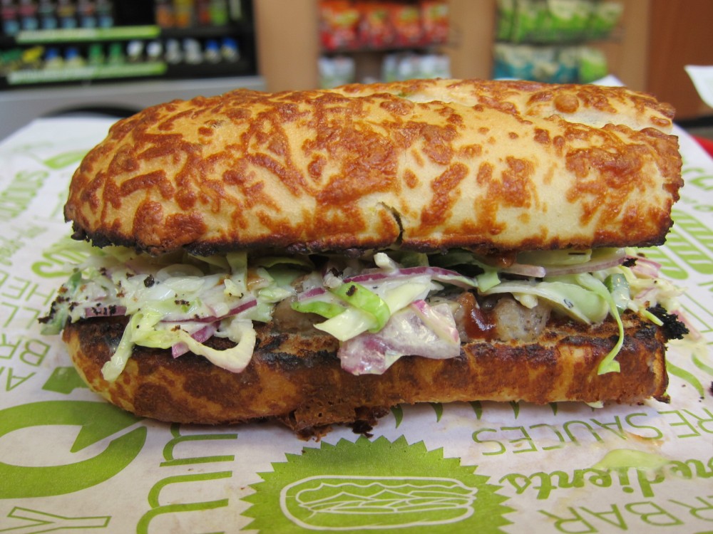 Review Quiznos Spicy BBQ Pulled Pork Sub