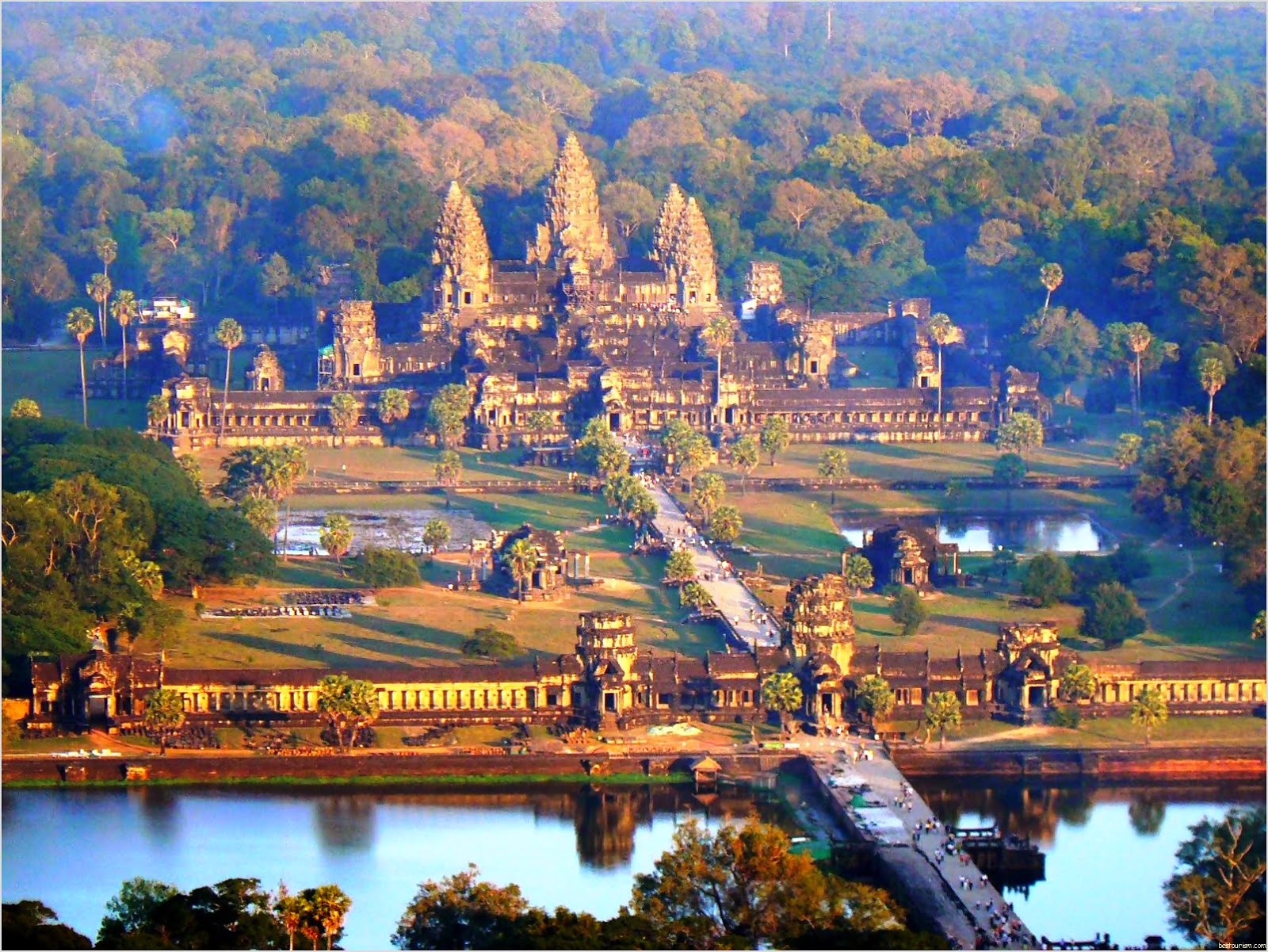Angkor Wat Largest Religious Monument In The World angkor-wat-largest-religious-monument-in-the-world