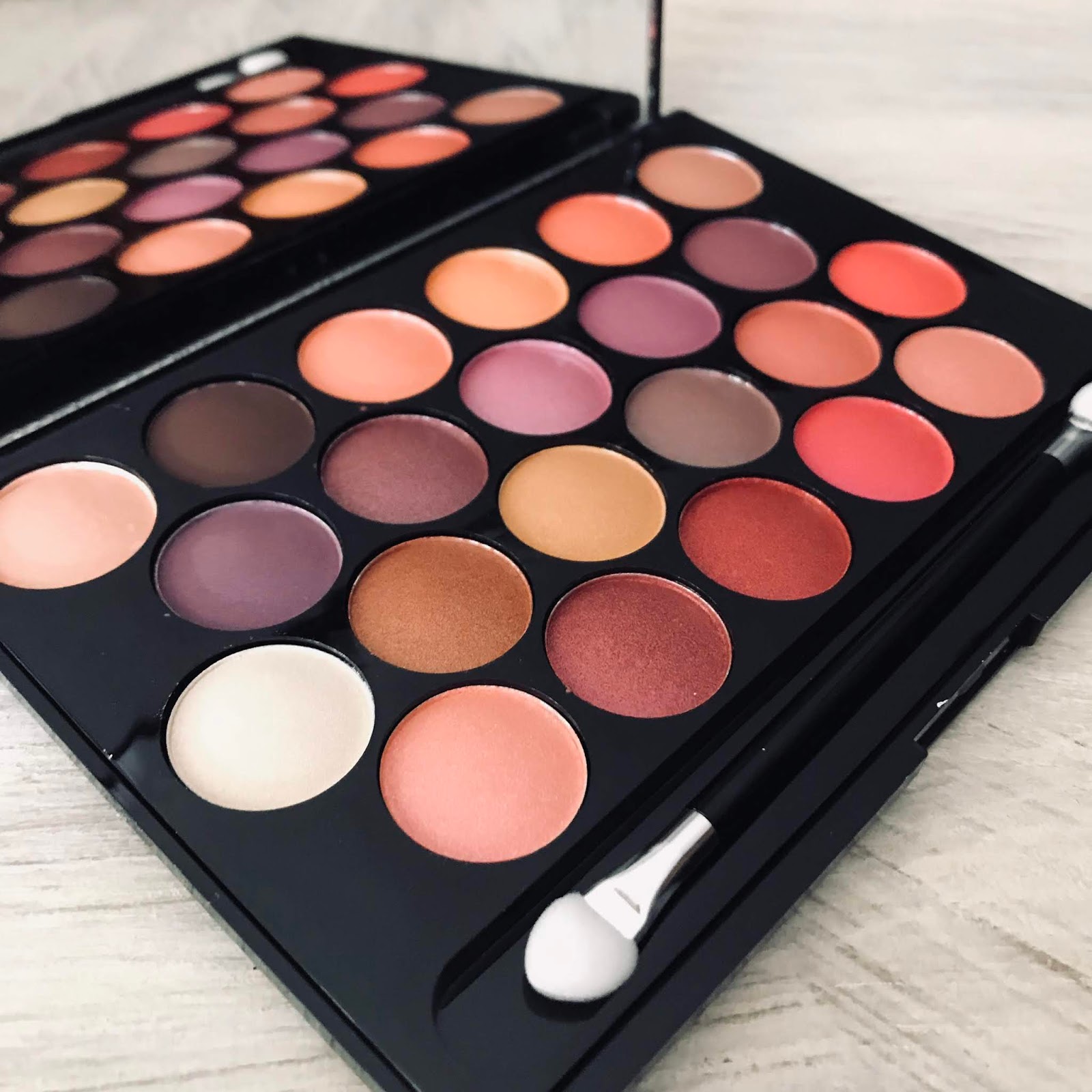 Bimba y sus cosas PRIMARK DUSK EYESHADOW PALETTE