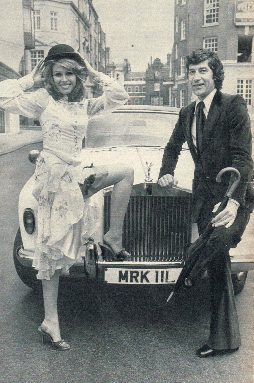 Joanna Lumley In Stockings And Nylons An Appreciation The New Avengers First Official