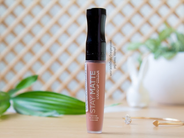 Rimmel жидкая матовая помада Stay Matte в оттенке 720 Moca