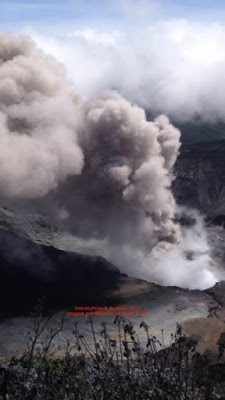Volcán Poás National Park