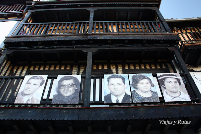 retratos en fachadas de Mogarraz