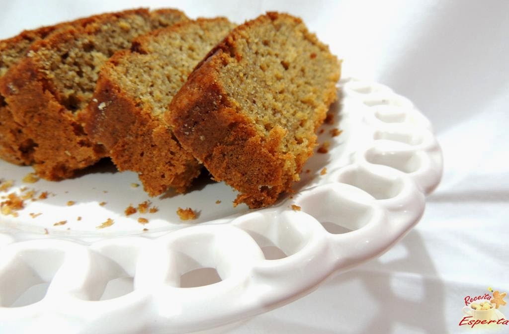 BOLO DE BANANA COM AVEIA E IOGURTE - Priscila Schulz | RECEITA ESPERTA