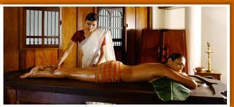 world famous health spa of kerala is a must take experience during your holiday tour in kerala