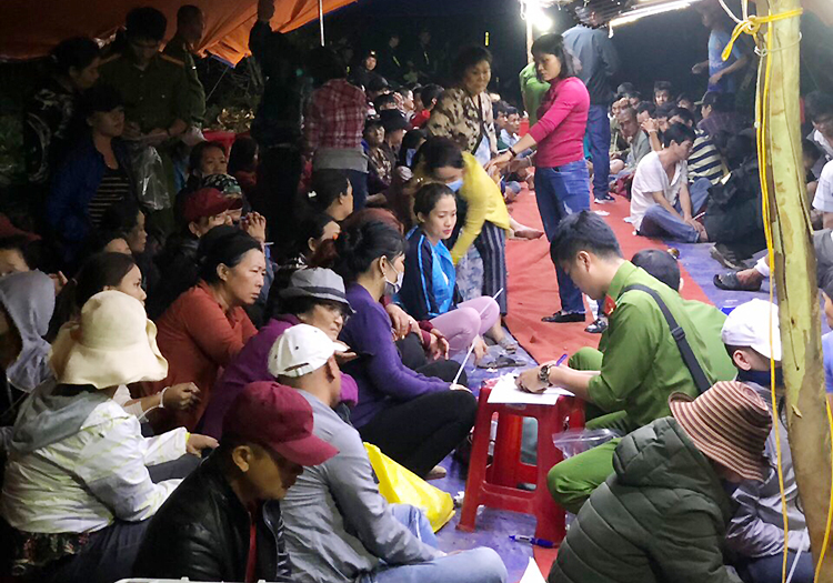 Gia Lai: Bộ Công an 'đột kích' sòng bạc lớn nhất Tây Nguyên, bắt hàng trăm con bạc