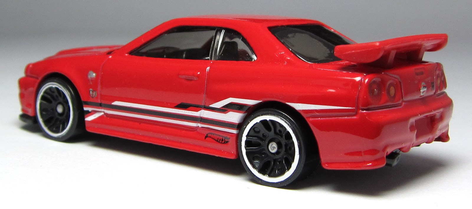 Hot wheels nissan skyline