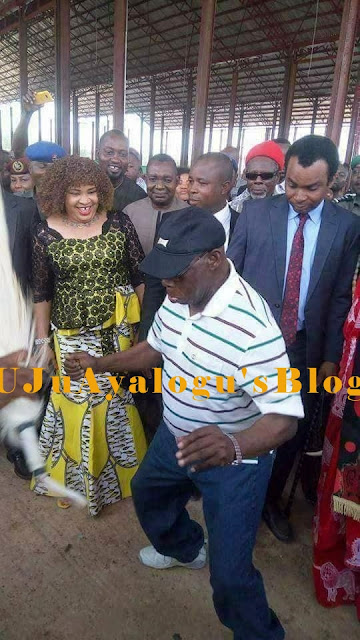 80-year-old Obasanjo Excites Dignitaries With His Dancing Skills Wearing Jeans, Sneakers in Ebonyi (Photos)