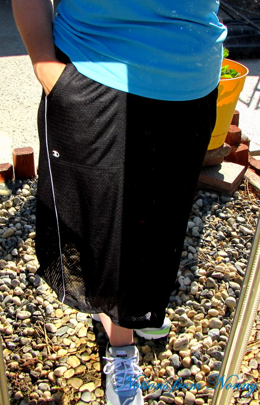 Notions from Nonny: Refashion: Sweats to Modest Workout Skirt