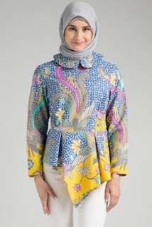 Model Baju Batik Wanita Muslimah Terbaru