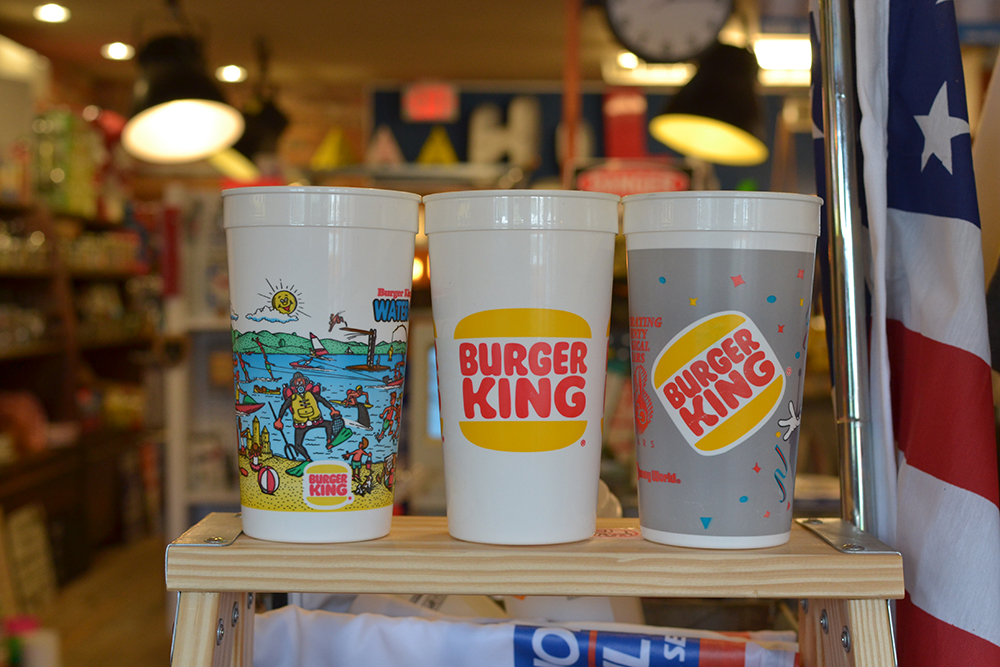 HOLIDAY GENERAL STORE Burger King Cups