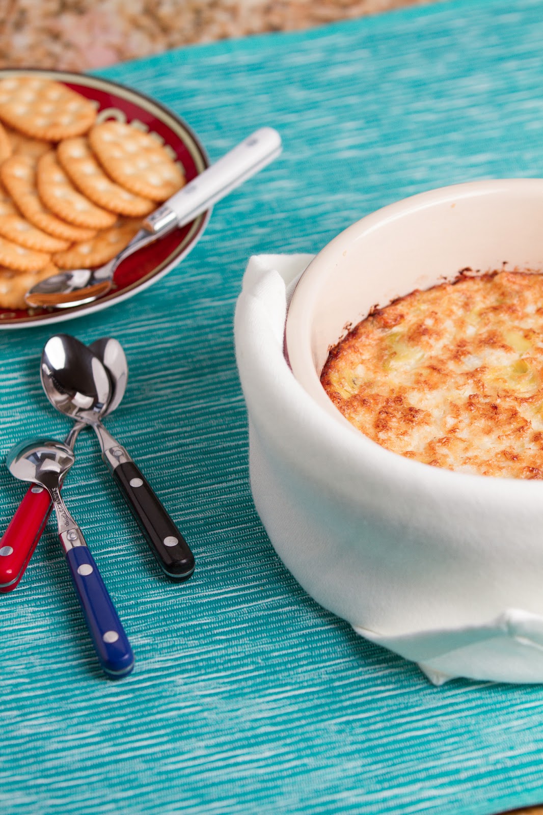 kruizing with kikukat Baked Crab Artichoke Dip