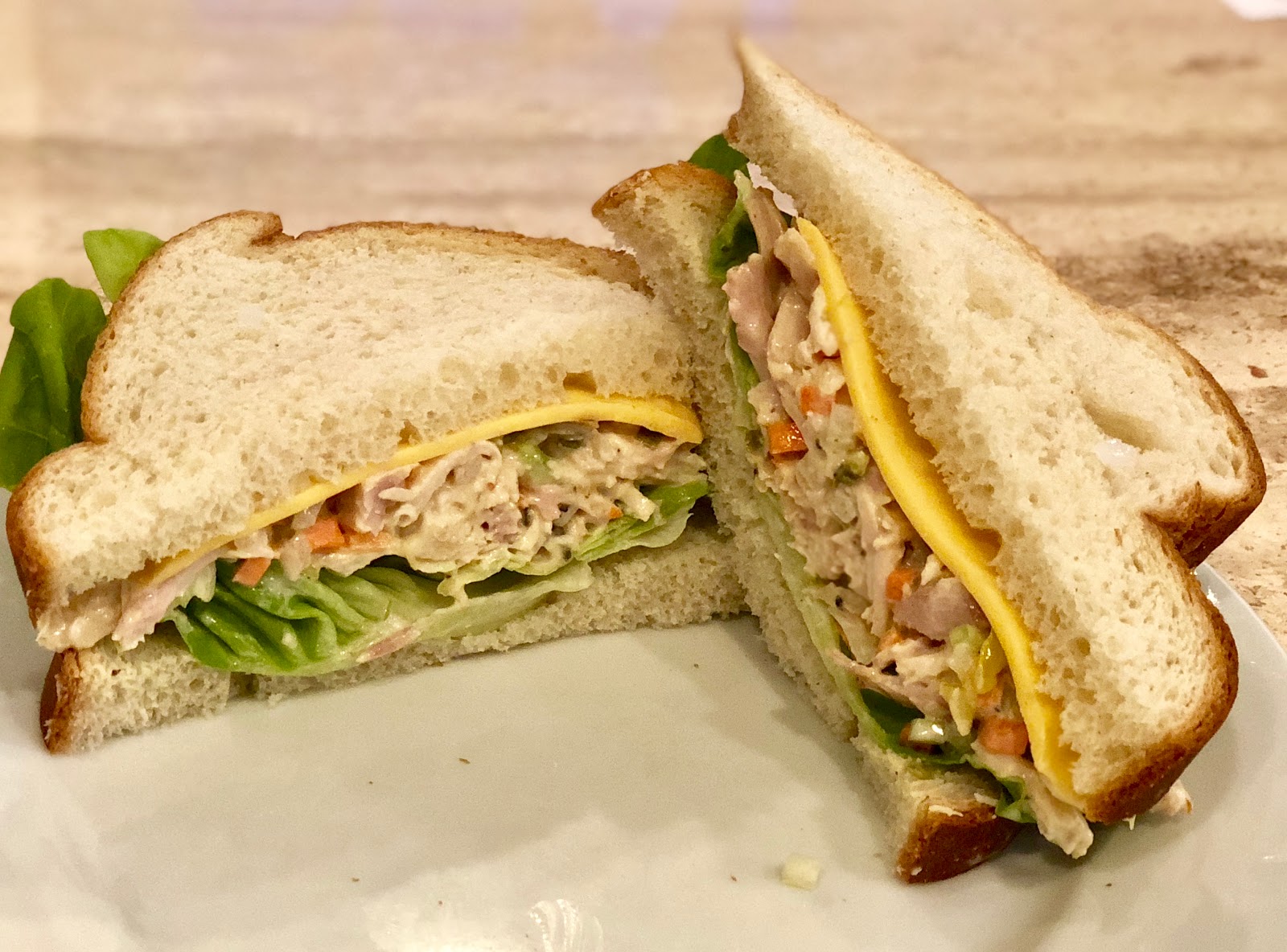 GREAT EATS HAWAII ROTISSERIE CHICKEN SALAD SANDWICH