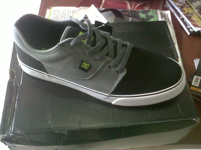 selamat datang di original shop sepatu dc original stok terbatas selamat datang di original shop sepatu dc original stok terbatas