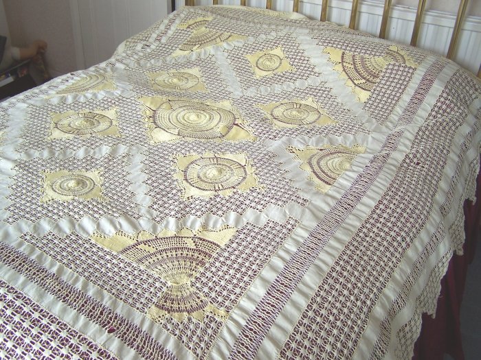 THE ANTIQUE LINEN CUPBOARD Antique bedspreads for the summer