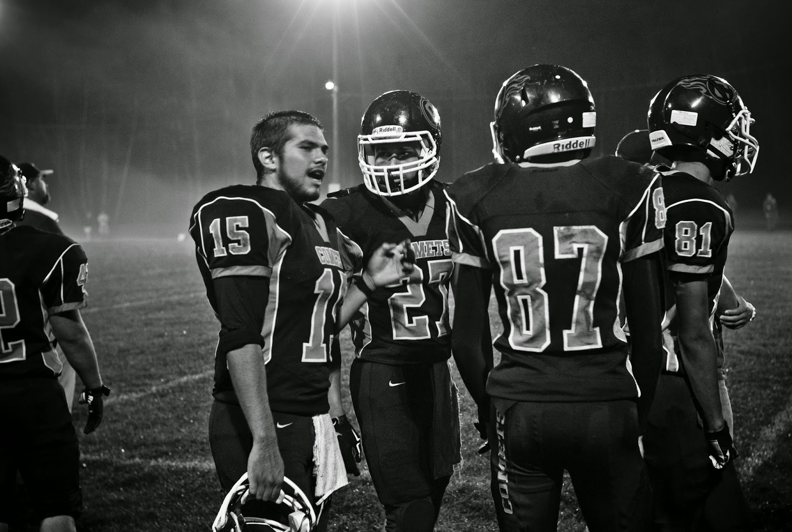 Picture Window photo blog NHS wins big in first eight man football game, Naselle, Wa.