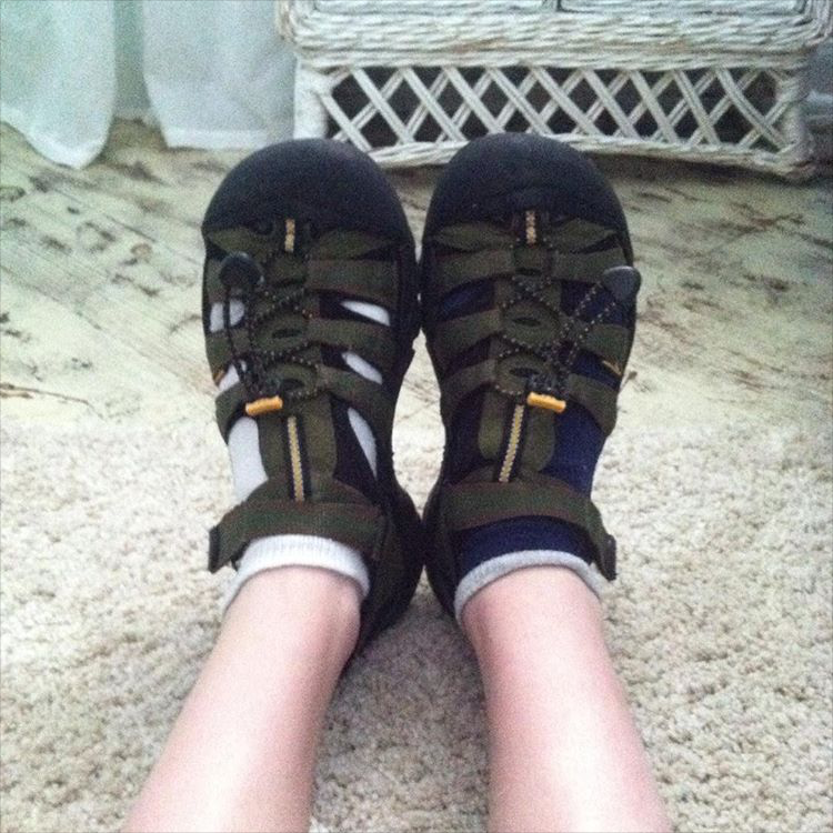 Girls Rock Socks and Sandals Keen Saturday
