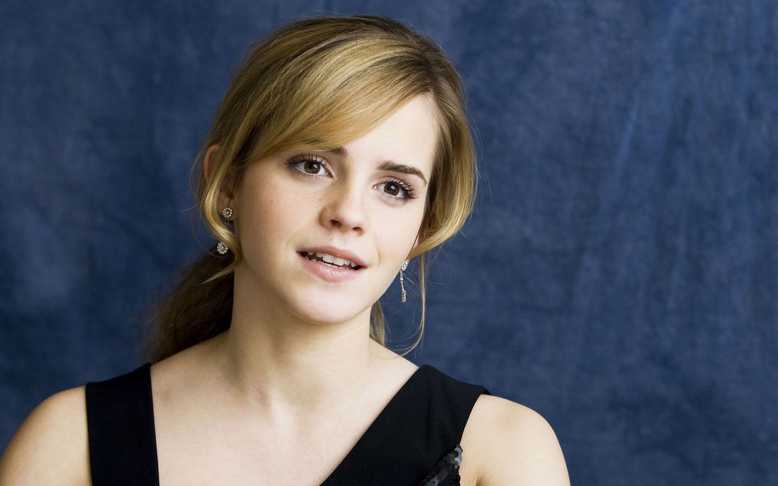 Lamenik Hd Wallpapers 1080p Of Emma Watson